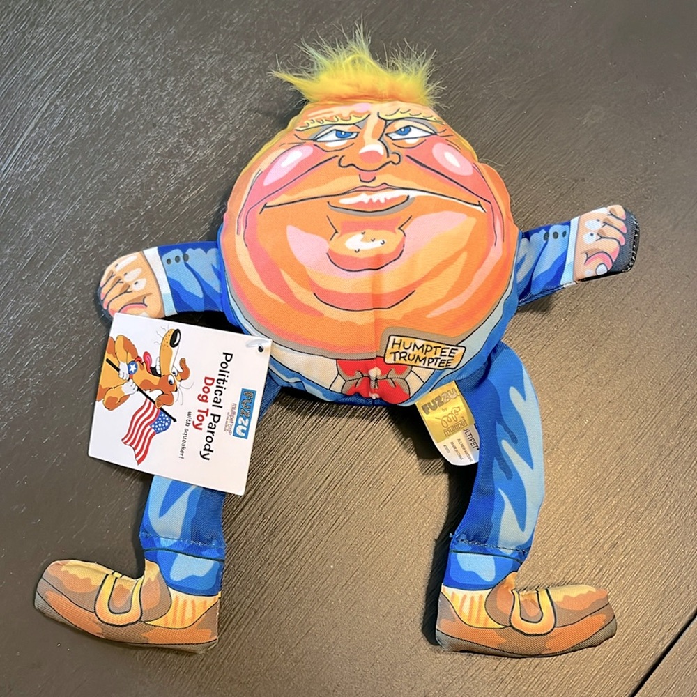 NWT Humpty Trumpty Plush Dog Toy
